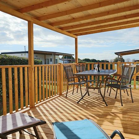 Panorama Mobile Homes In Camping Park Умаг Екстериор снимка
