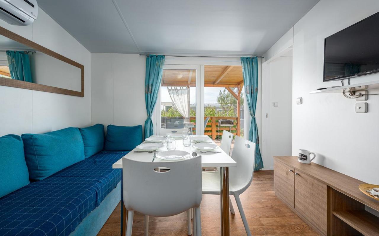 Panorama Mobile Homes In Camping Park Умаг Стая снимка