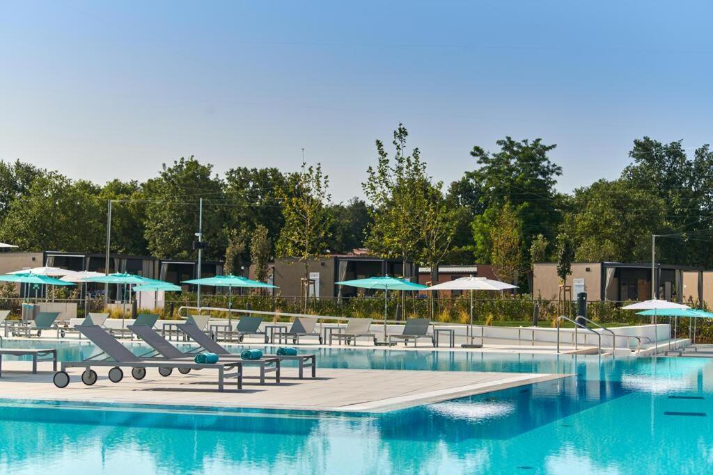 Panorama Mobile Homes In Camping Park Умаг Екстериор снимка