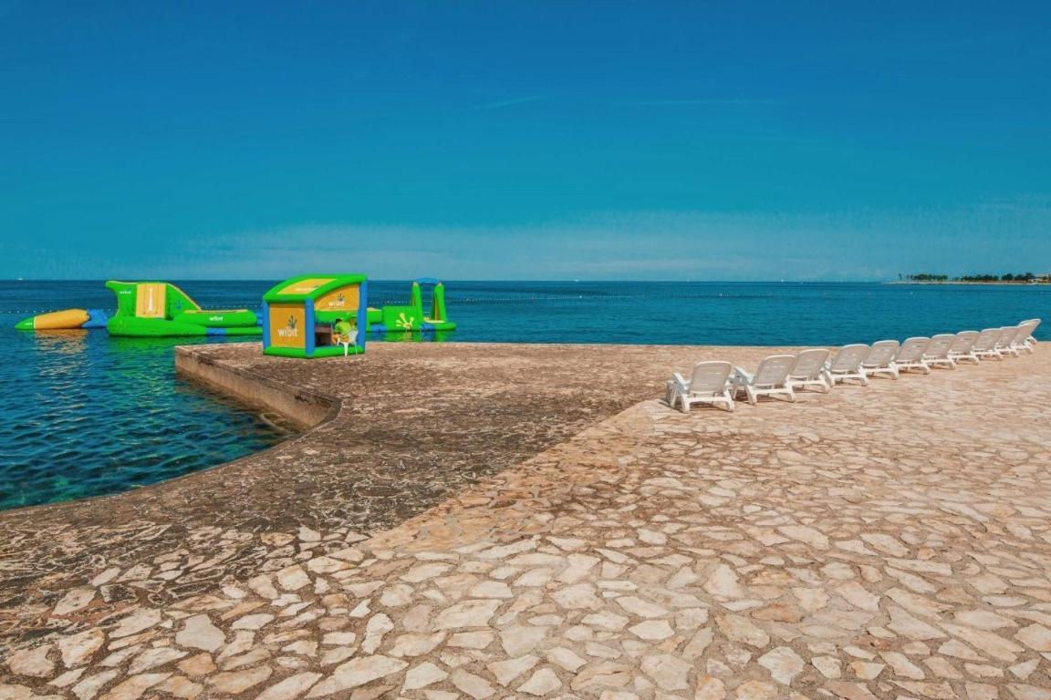 Panorama Mobile Homes In Camping Park Умаг Екстериор снимка